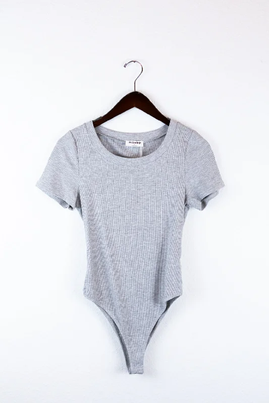 Knowledge And Elegance Giselle Round Neck Bodysuit | Heather Grey