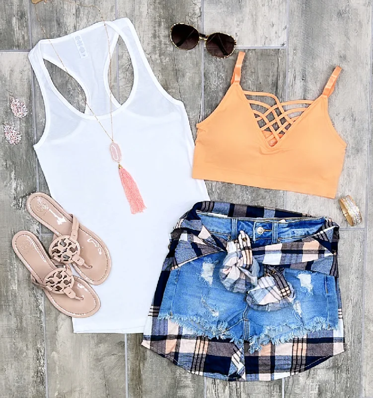 Unique prints Basic Racerback Tank - White
